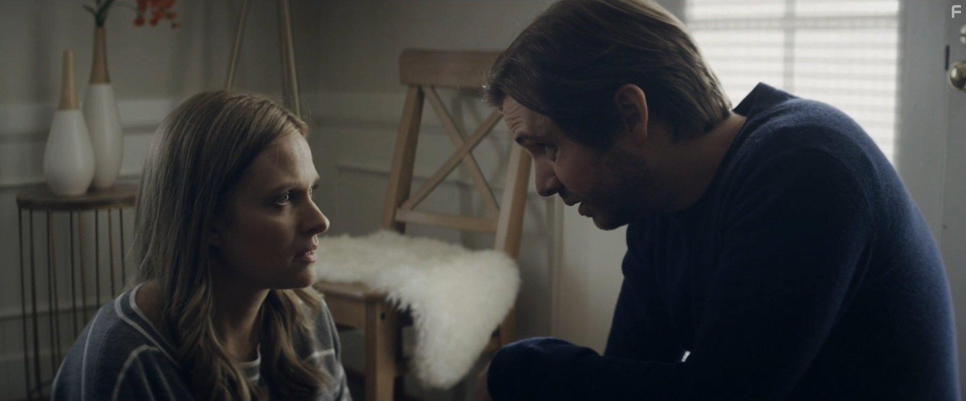 Vinessa Shaw and Aaron Stanford in Clinical (2017)