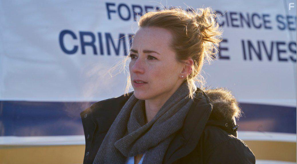 Karine Vanasse in Cardinal (2017)