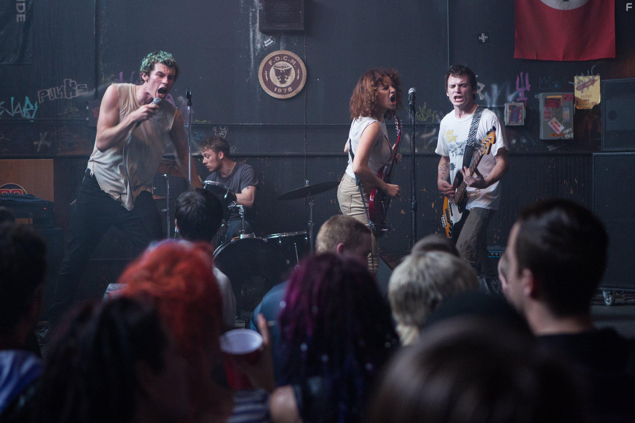 Alia Shawkat, Anton Yelchin, Joe Cole, and Callum Turner in Green Room (2015)