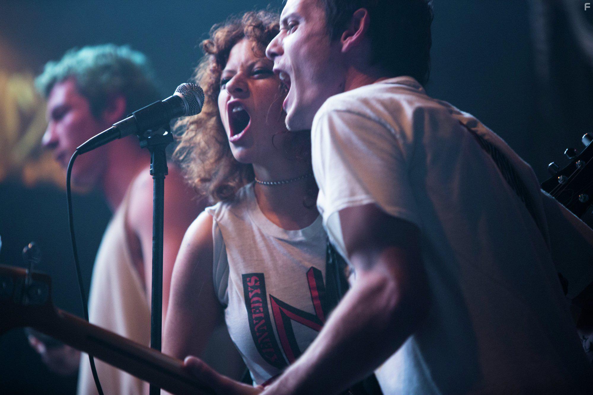 Alia Shawkat, Anton Yelchin, and Callum Turner in Green Room (2015)