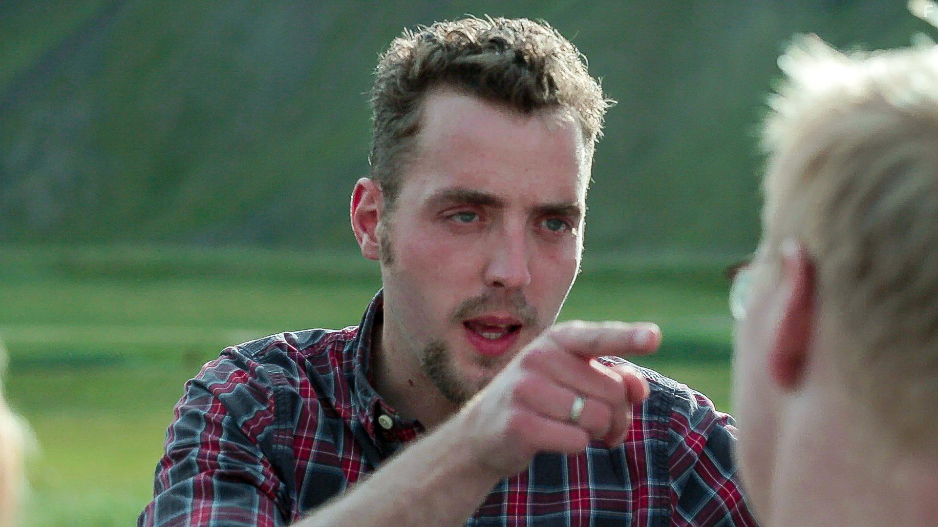 rsll Nelsson in Albatross (2015)