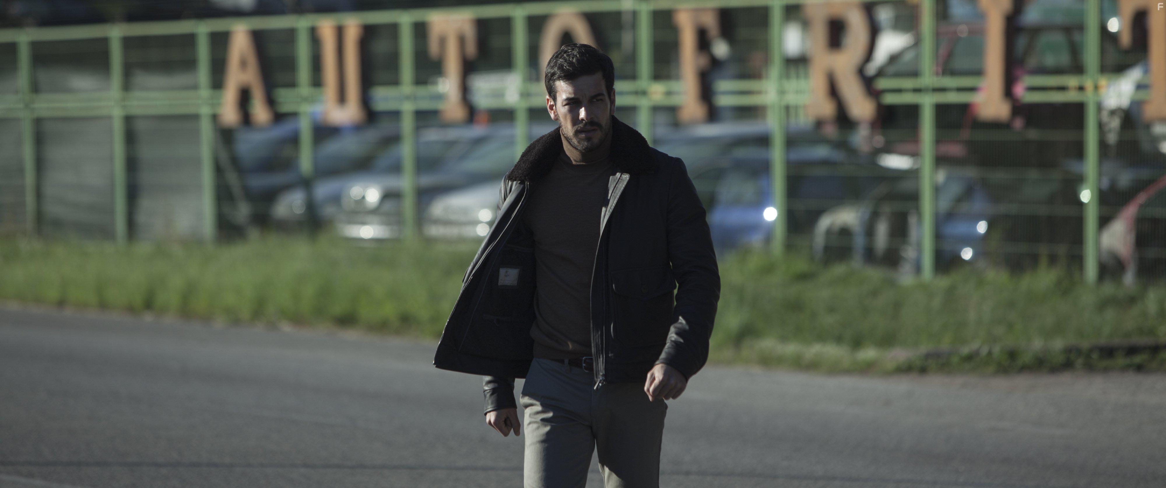 Mario Casas in Contratiempo (2016)