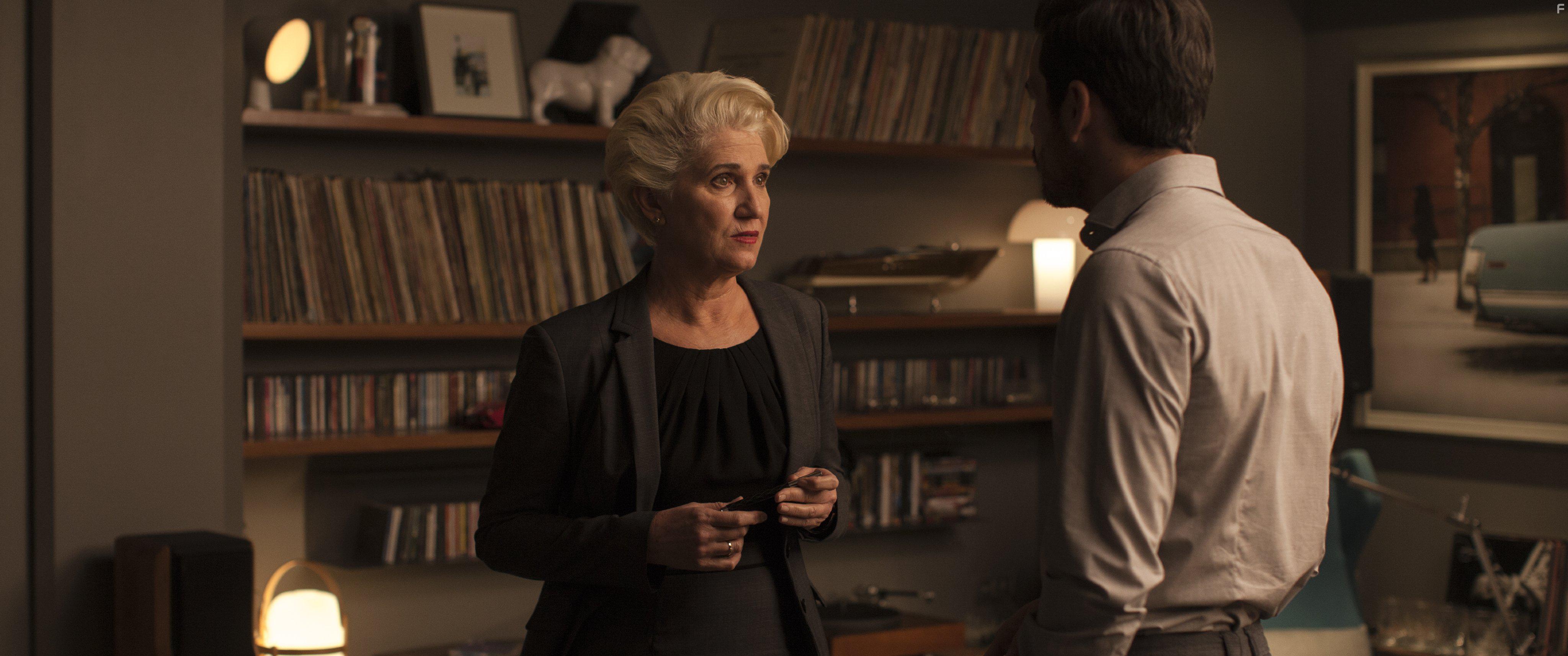 Ana Wagener and Mario Casas in Contratiempo (2016)