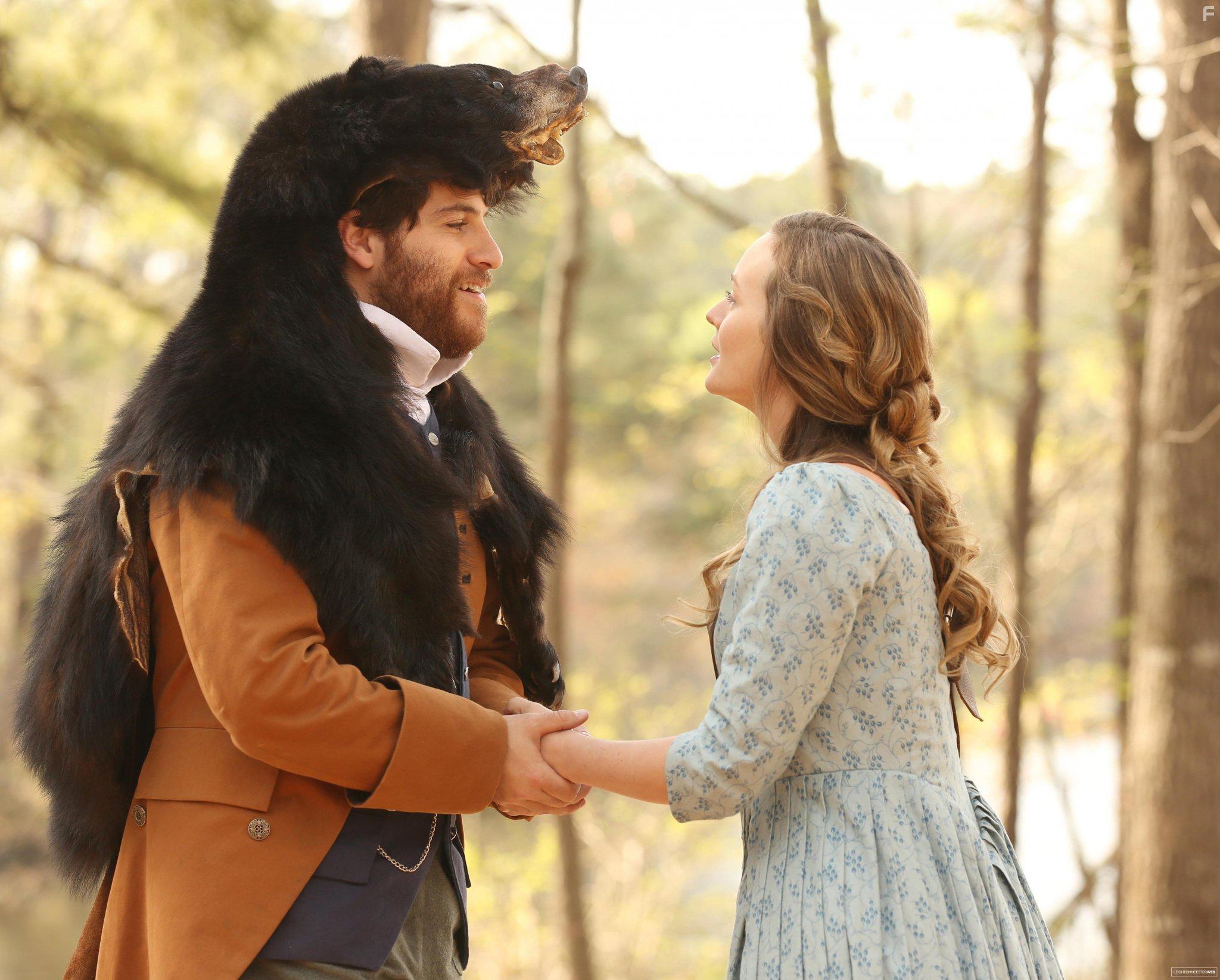 Leighton Meester and Adam Pally in Making History (2017)