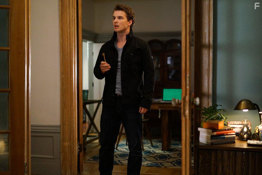 Freddie Stroma in Time After Time (2017)