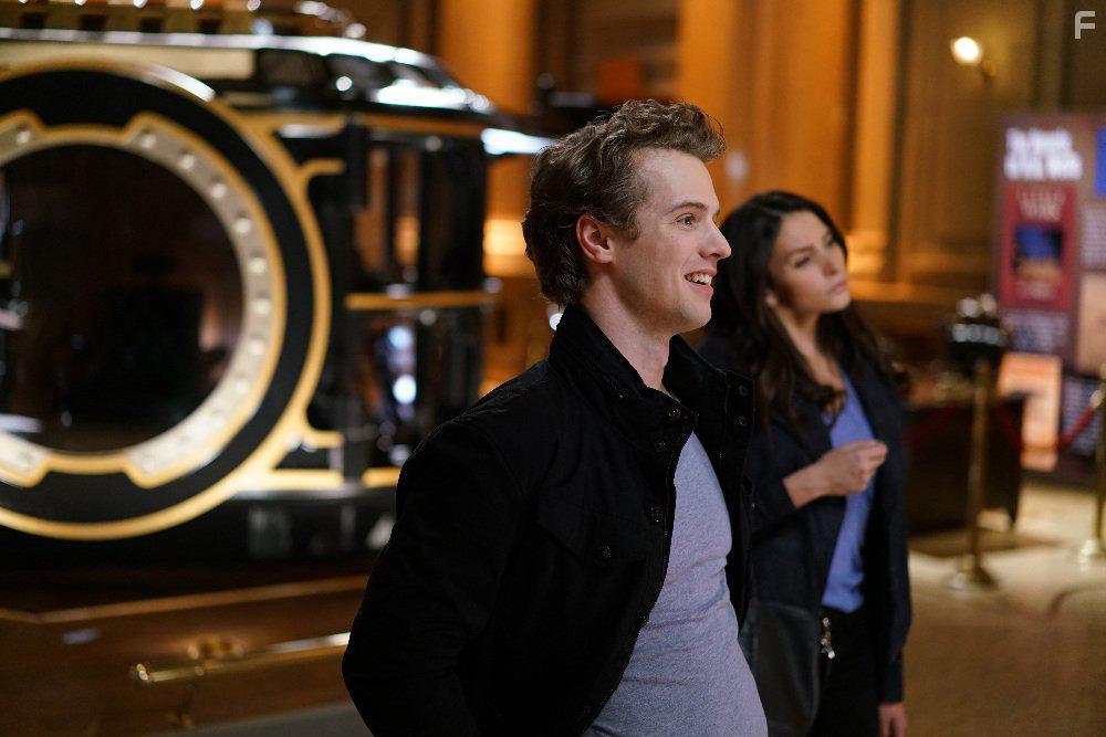 Genesis Rodriguez and Freddie Stroma in Time After Time (2017)