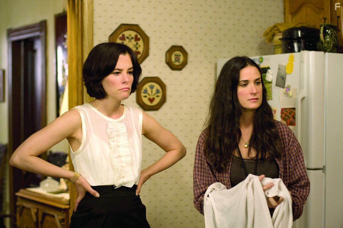 Demi Moore and Parker Posey in Happy Tears (2009)
