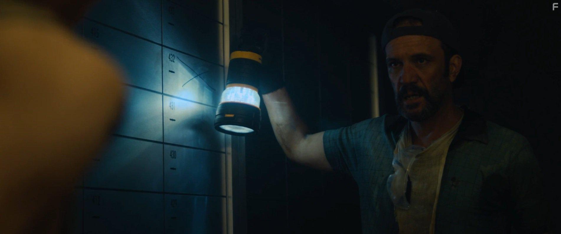 Al final del tnel (2016)