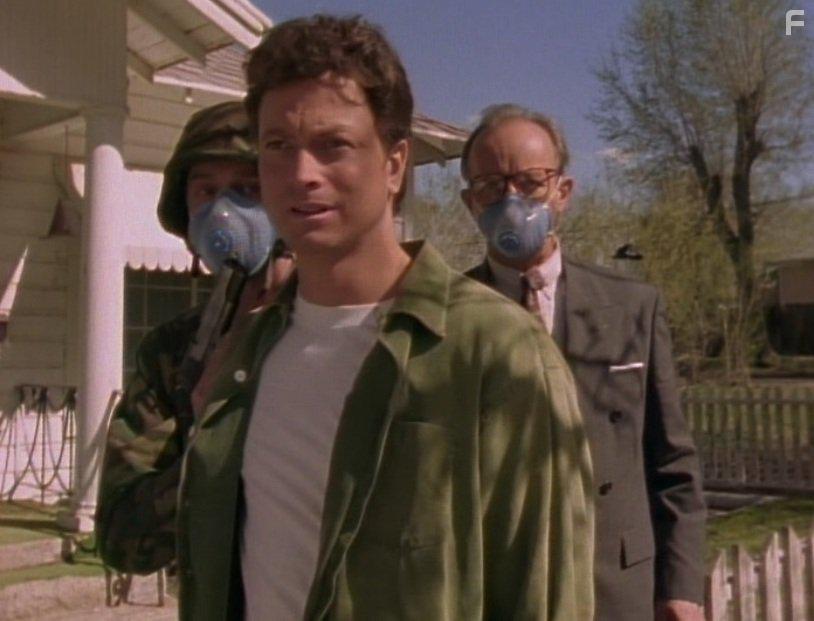 Gary Sinise and Max Wright in The Stand (1994)