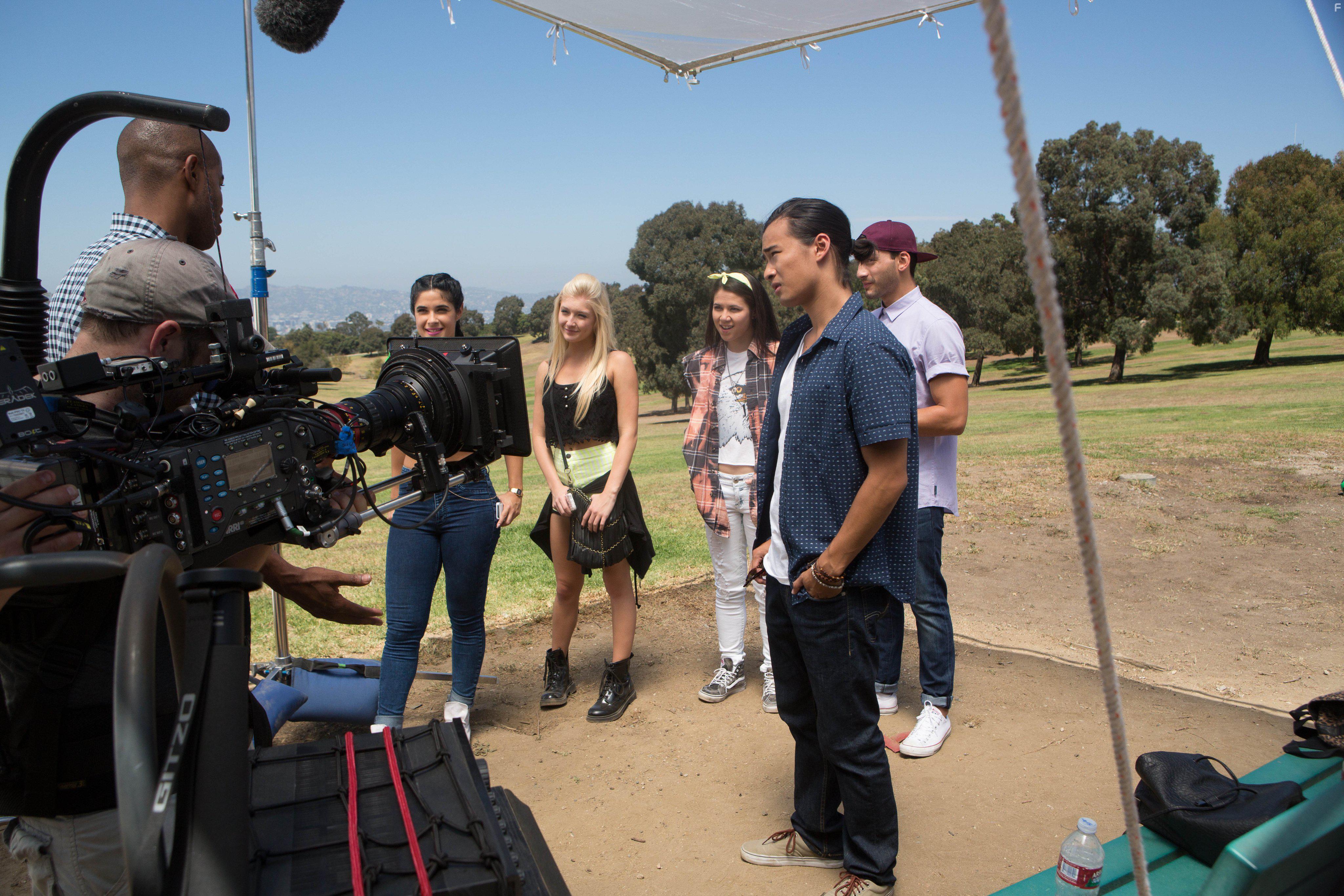 Jordan Rodrigues, Jay Ellis, Marissa Heart, Robert Roldan, Sophia Aguiar, and Taeko McCarroll in Breaking Through (2015)