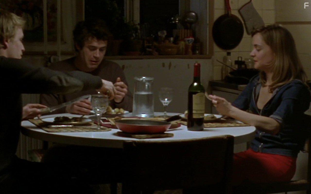 Raphalle Lubansu, Jrmie Renier, and Yannick Renier in Nue proprit (2006)