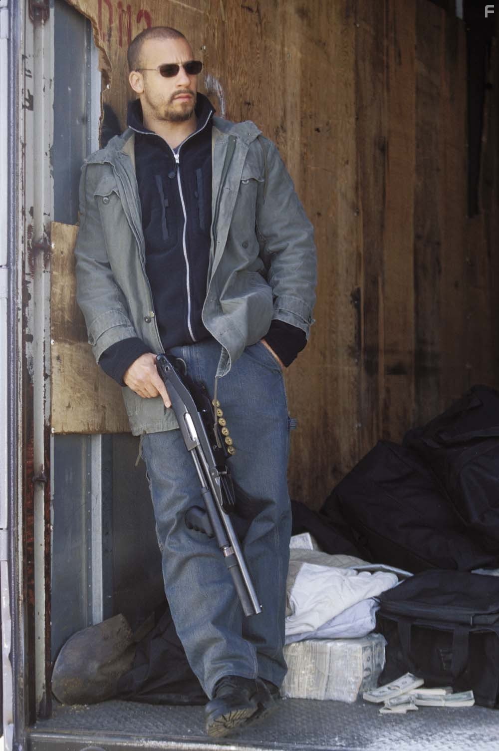 Vin Diesel in Одиночка (2003)