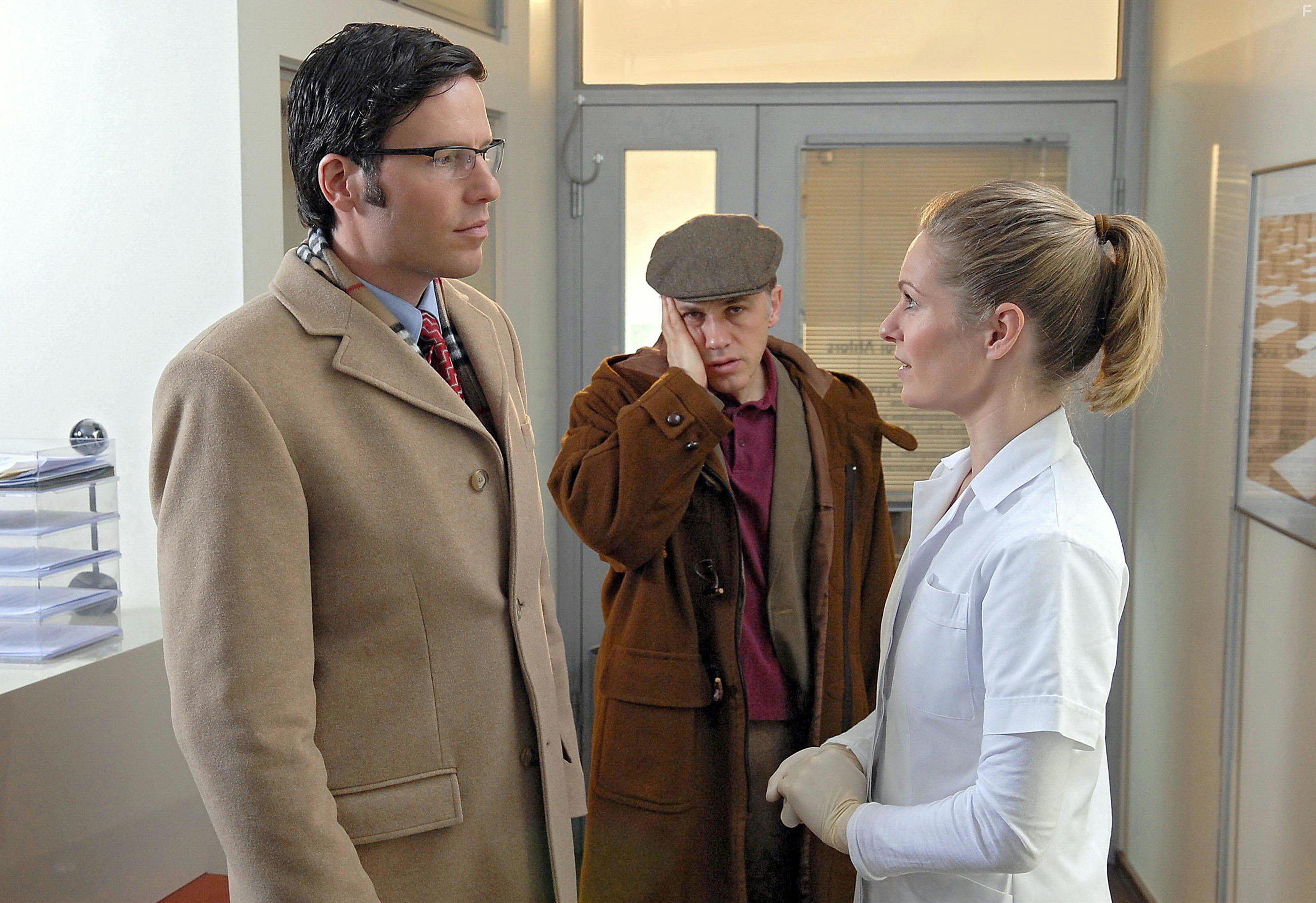 Tim Bergmann, Lisa Martinek, and Christoph Waltz in Die Zrcher Verlobung - Drehbuch zur Liebe (2007)