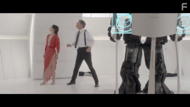 Charles Shaughnessy and Sarah Butler in Moontrap: Target Earth (2017)