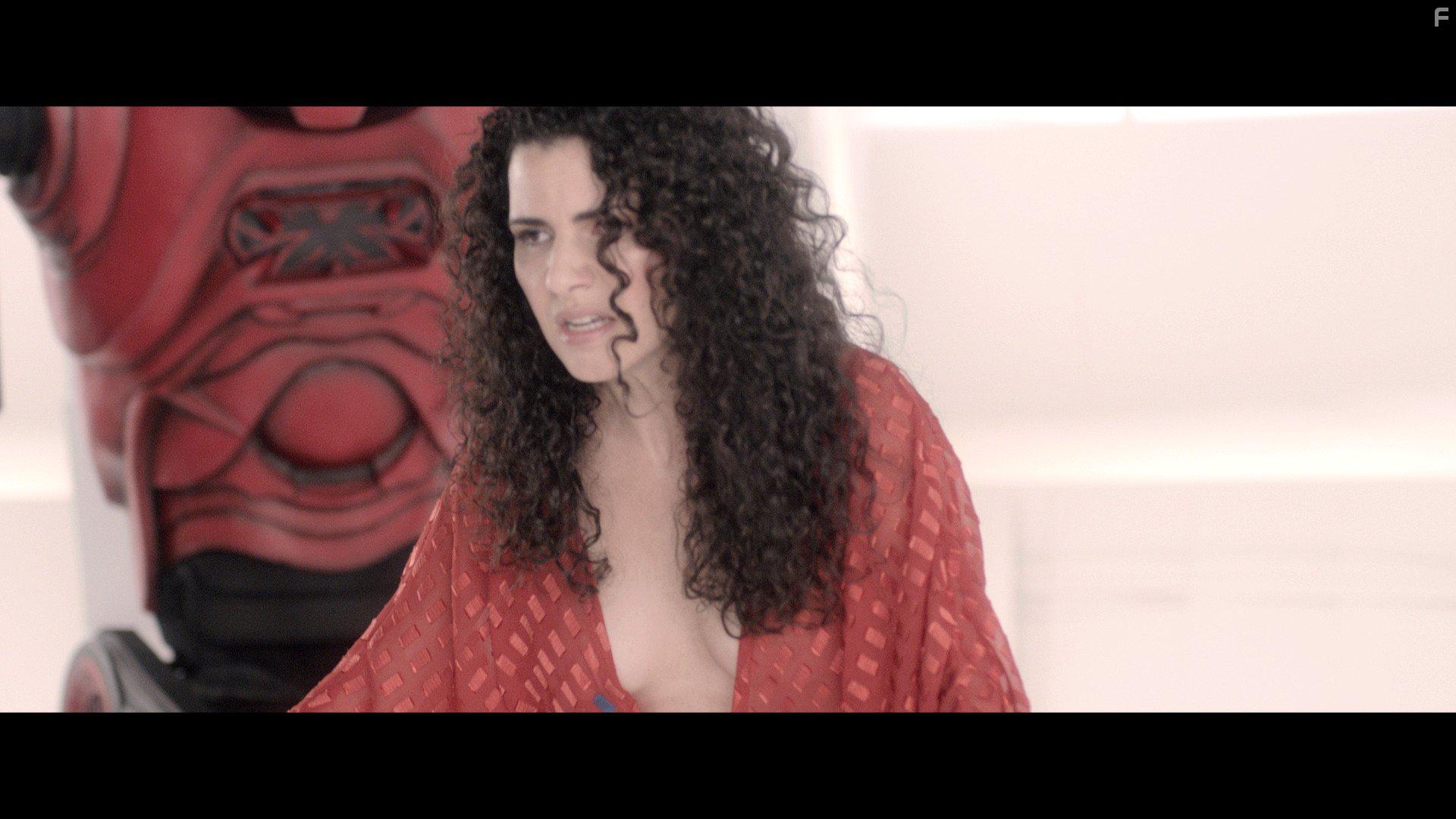 Niki Spiridakos in Moontrap: Target Earth (2017)