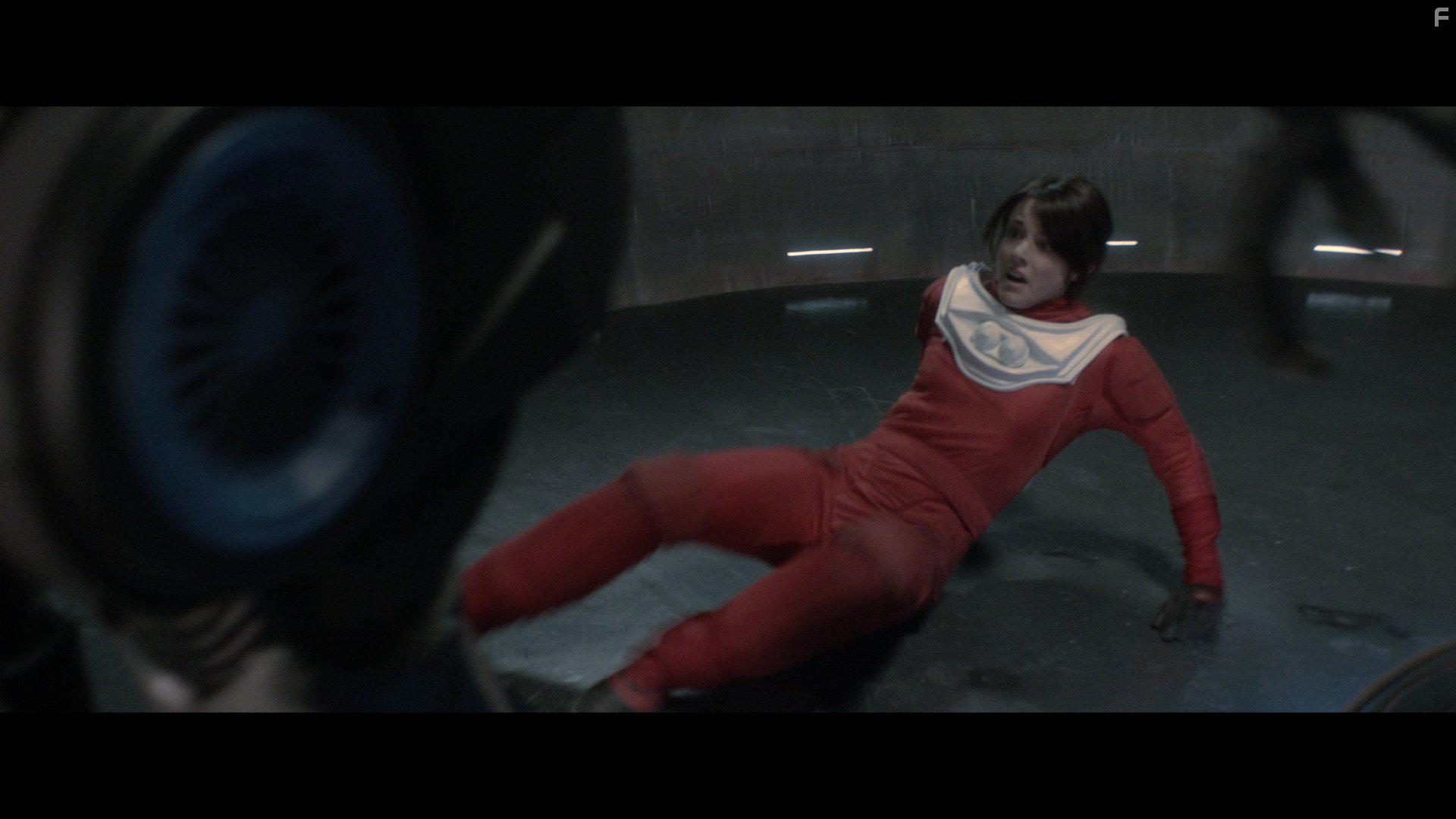 Sarah Butler in Moontrap: Target Earth (2017)