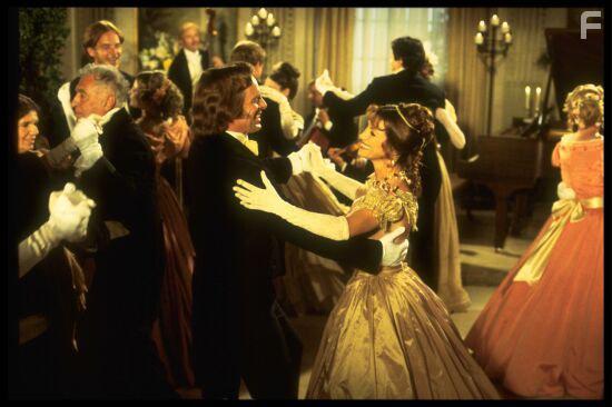 Pierce dances with Fanny