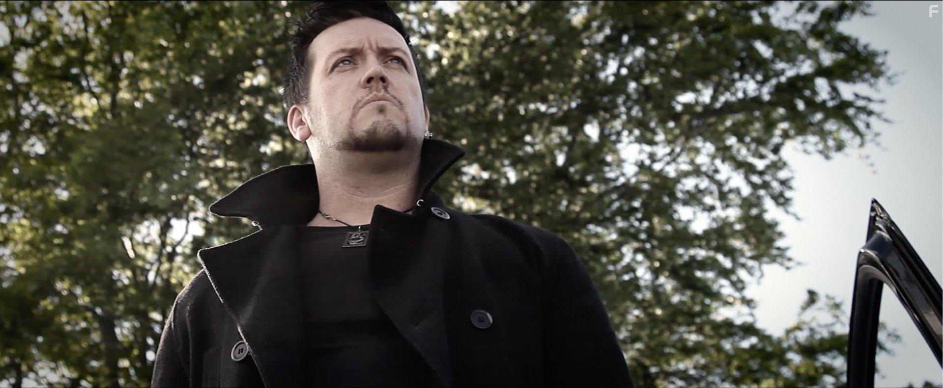 Tony Gardner in Zombies Have Fallen (2017)