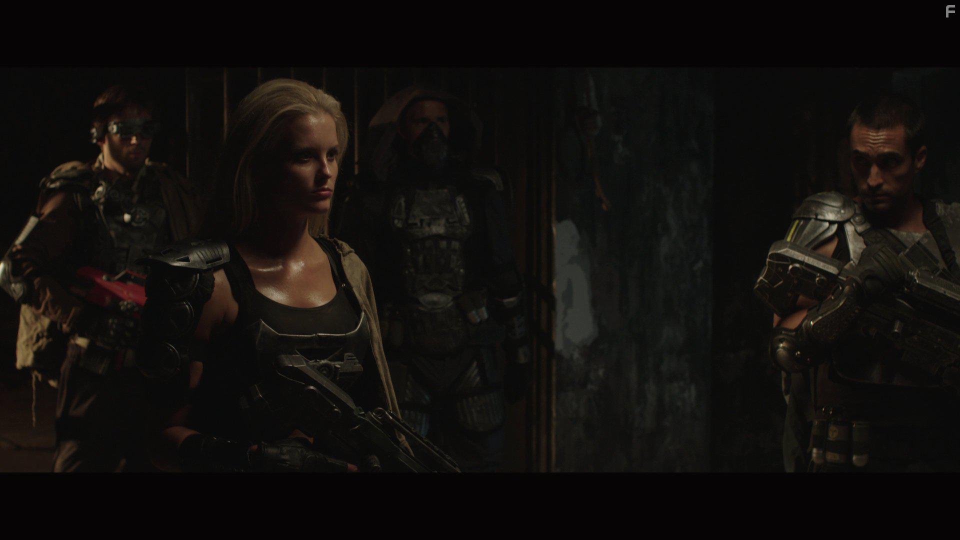 Nicolas Van Beveren and Petra Silander in Virtual Revolution (2016)