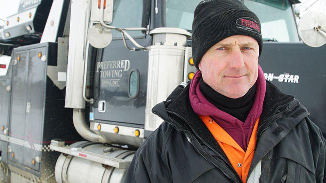 Dave Pettitt in Heavy Rescue: 401 (2016)