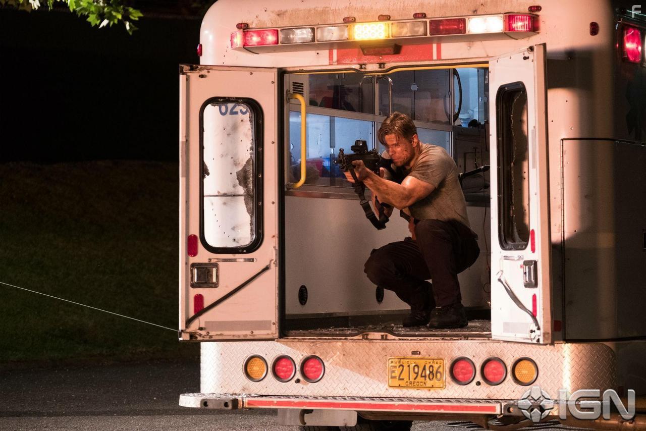 Mike 'The Miz' Mizanin in The Marine 5: Battleground (2017)