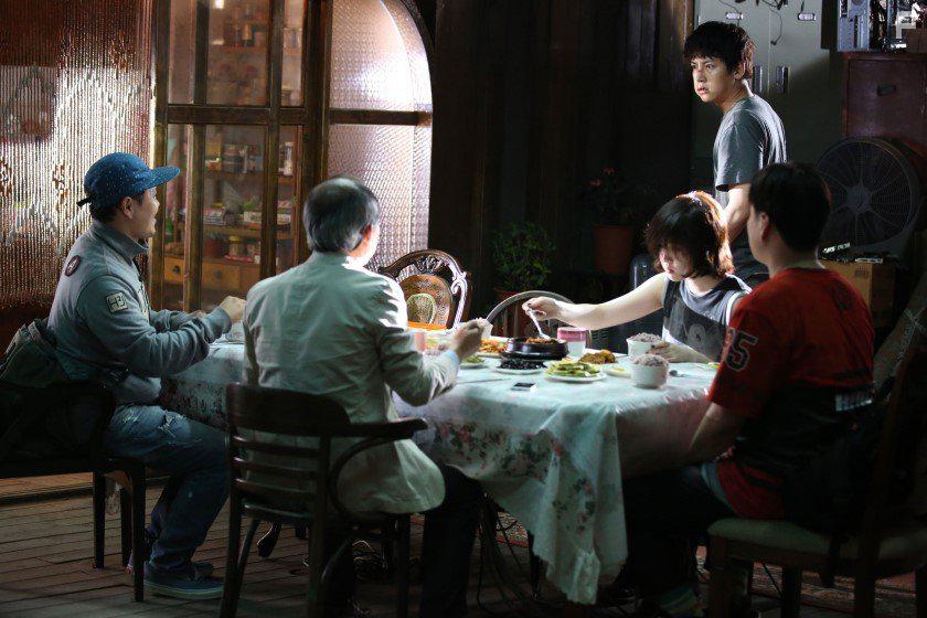 Sang-ho Kim, Jae-hong Ahn, Eun-kyung Shim, and Chang-wook Ji in Jojakdwen doshi (2017)