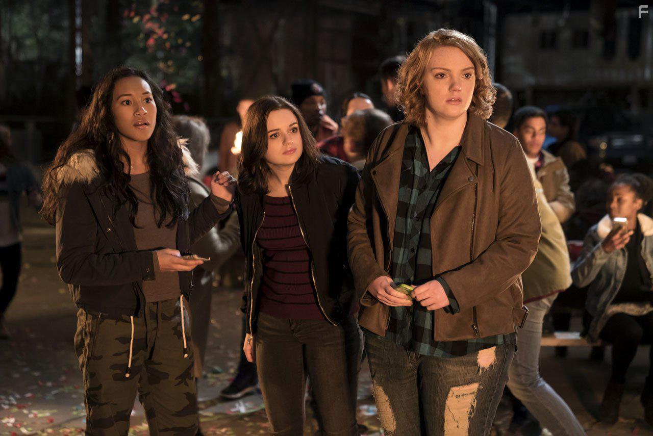 Joey King, Sydney Park, and Shannon Purser in Wish Upon (2017)