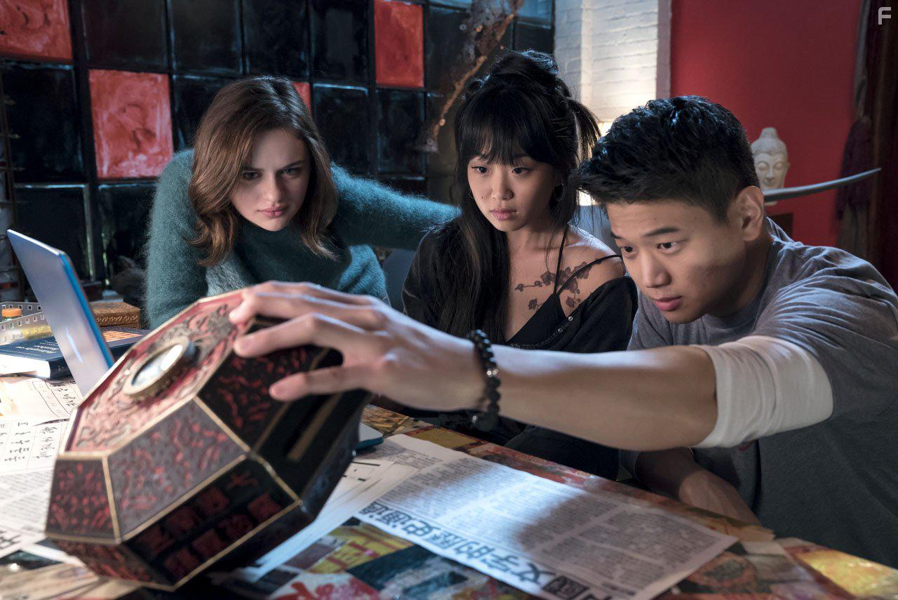 Joey King, Ki Hong Lee, and Alice Lee in Wish Upon (2017)