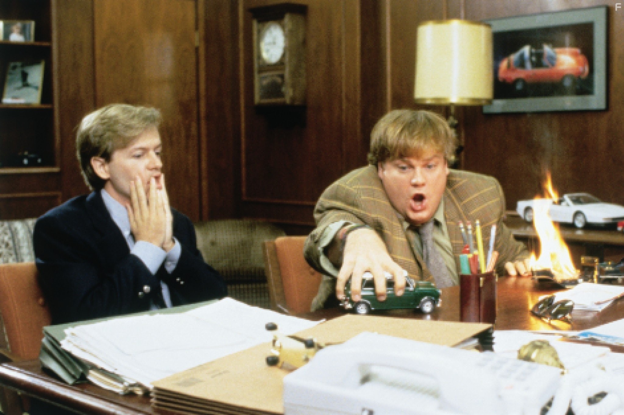 Chris Farley and David Spade in Увалень Томми (1995)
