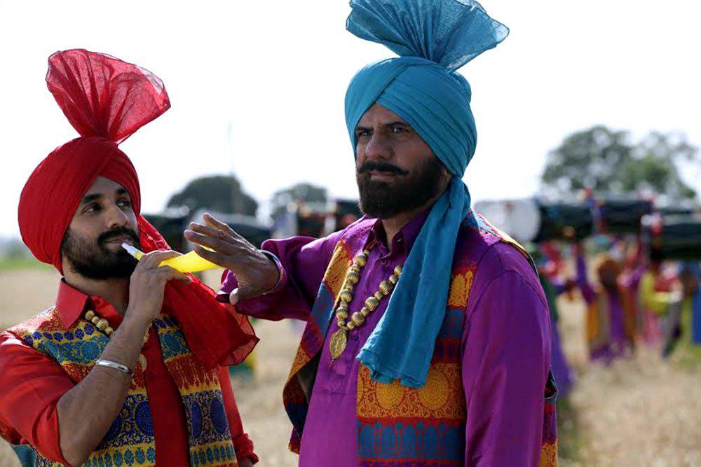 Boman Irani and Vir Das in Santa Banta Pvt Ltd (2016)