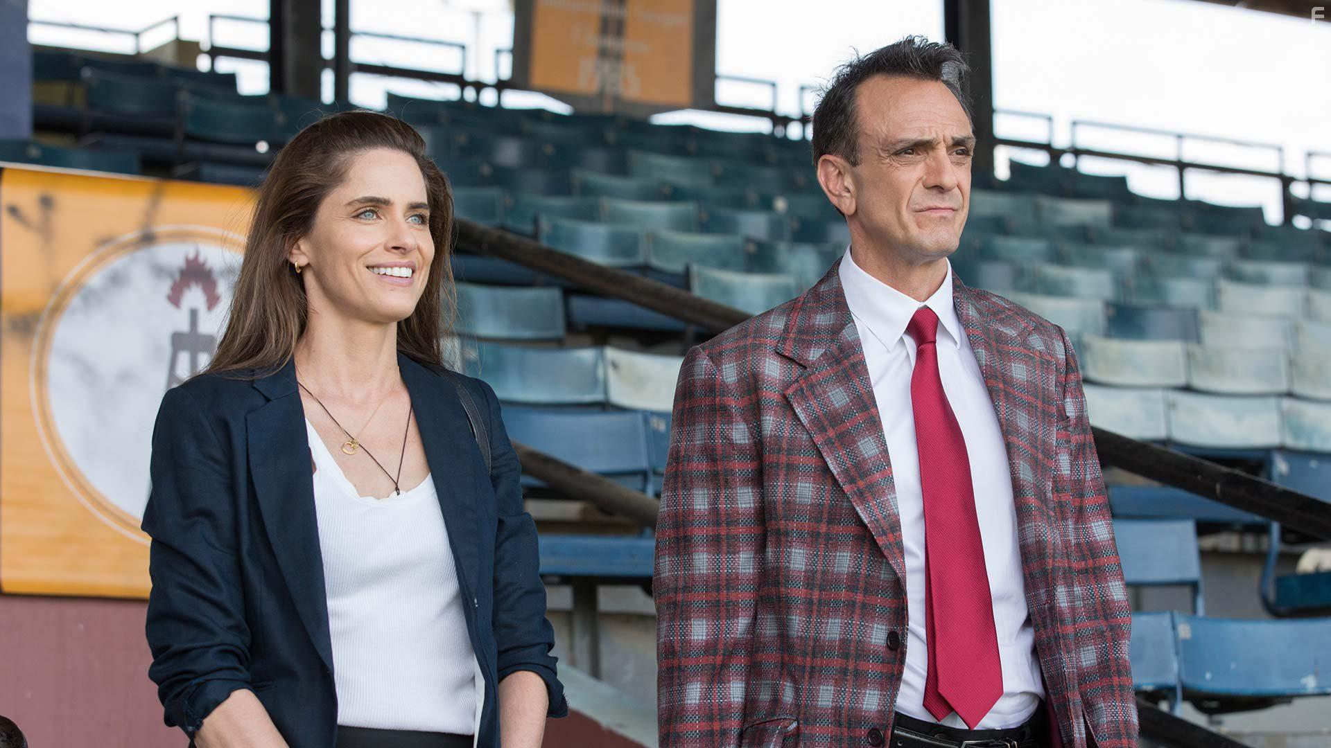 Hank Azaria and Amanda Peet in Brockmire (2017)