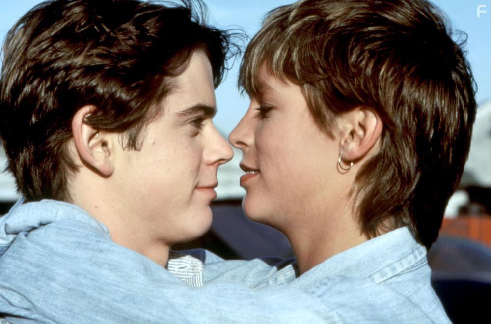 Jamie Lee Curtis and C. Thomas Howell in Grandview, U.S.A. (1984)