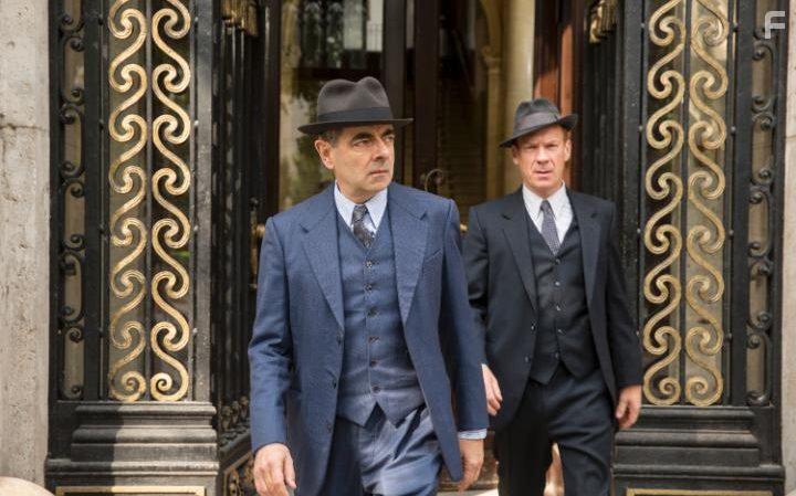 Rowan Atkinson and Shaun Dingwall in Maigret Sets a Trap (2016)