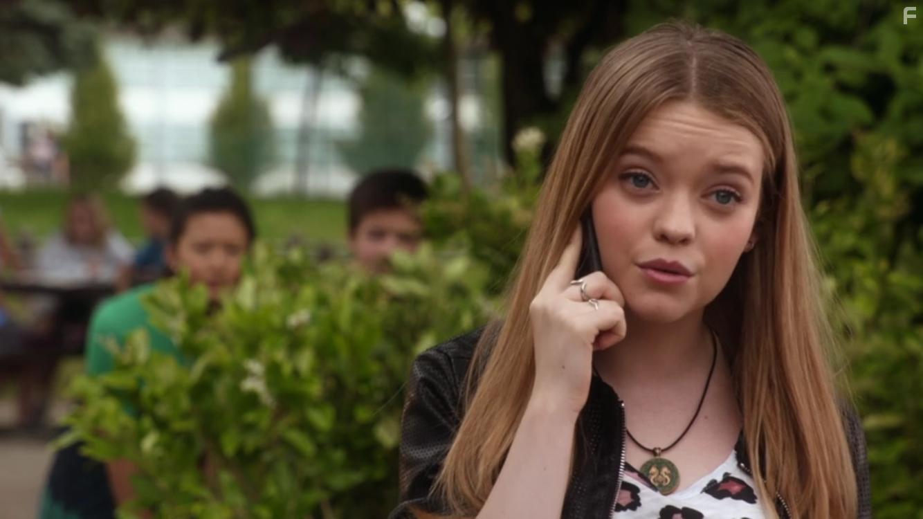 Jade Pettyjohn in Rufus-2 (2017)