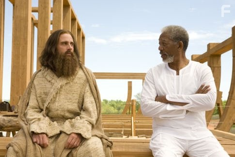 Morgan Freeman and Steve Carell in Эван Всемогущий (2007)