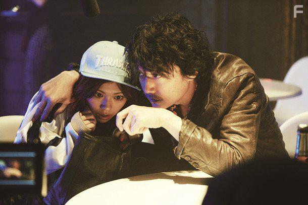 Masaharu Fukuyama and Fumi Nikaidou in Scoop! (2016)