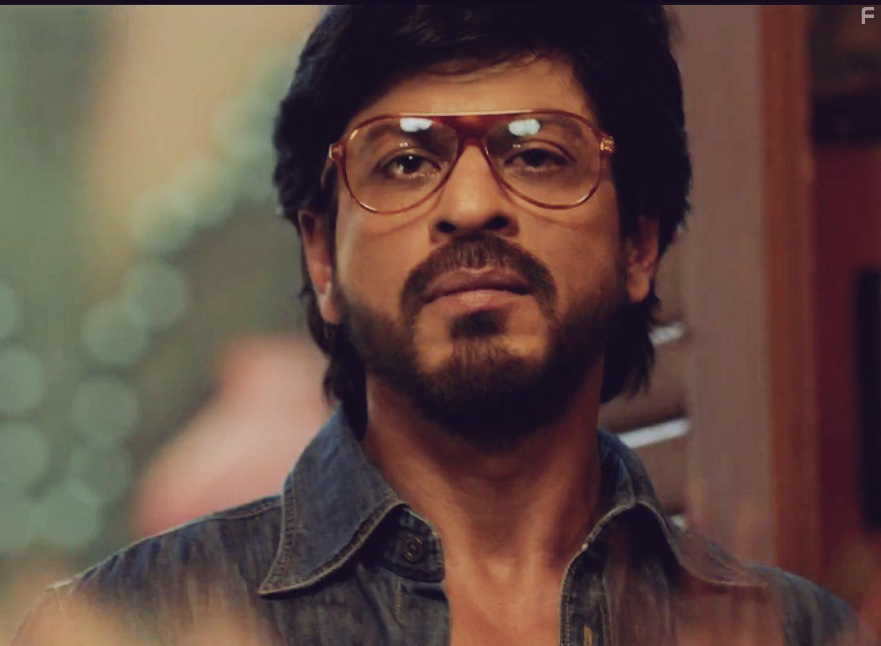 Shah Rukh Khan in Raees (2017)
