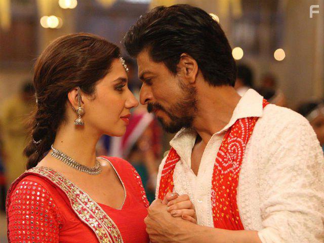 Shah Rukh Khan and Mahira Khan in Raees (2017)