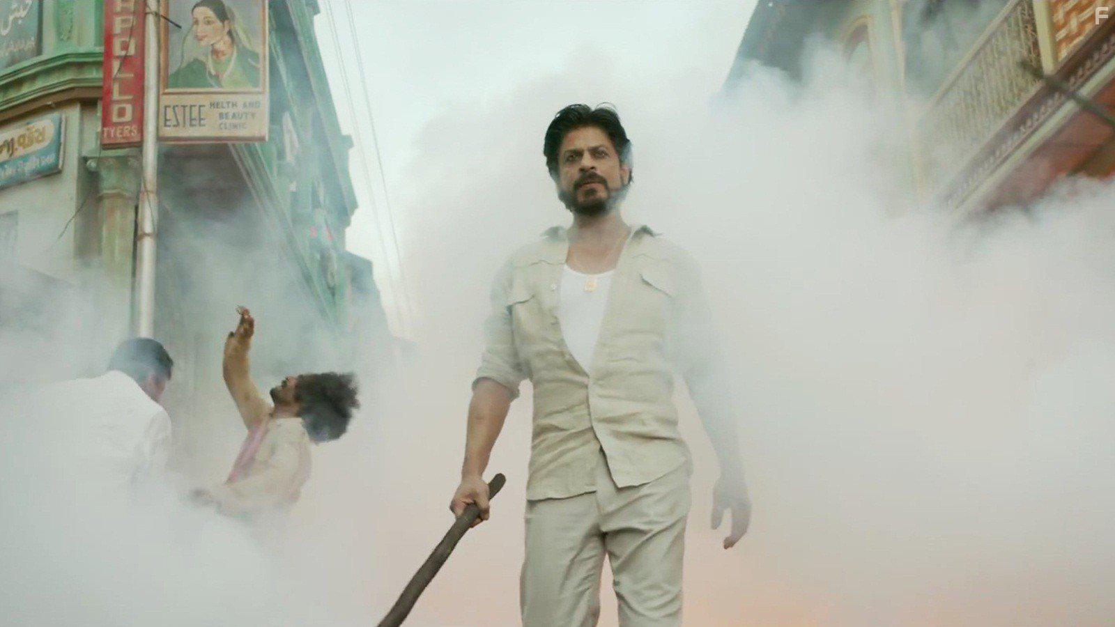 Shah Rukh Khan in Raees (2017)