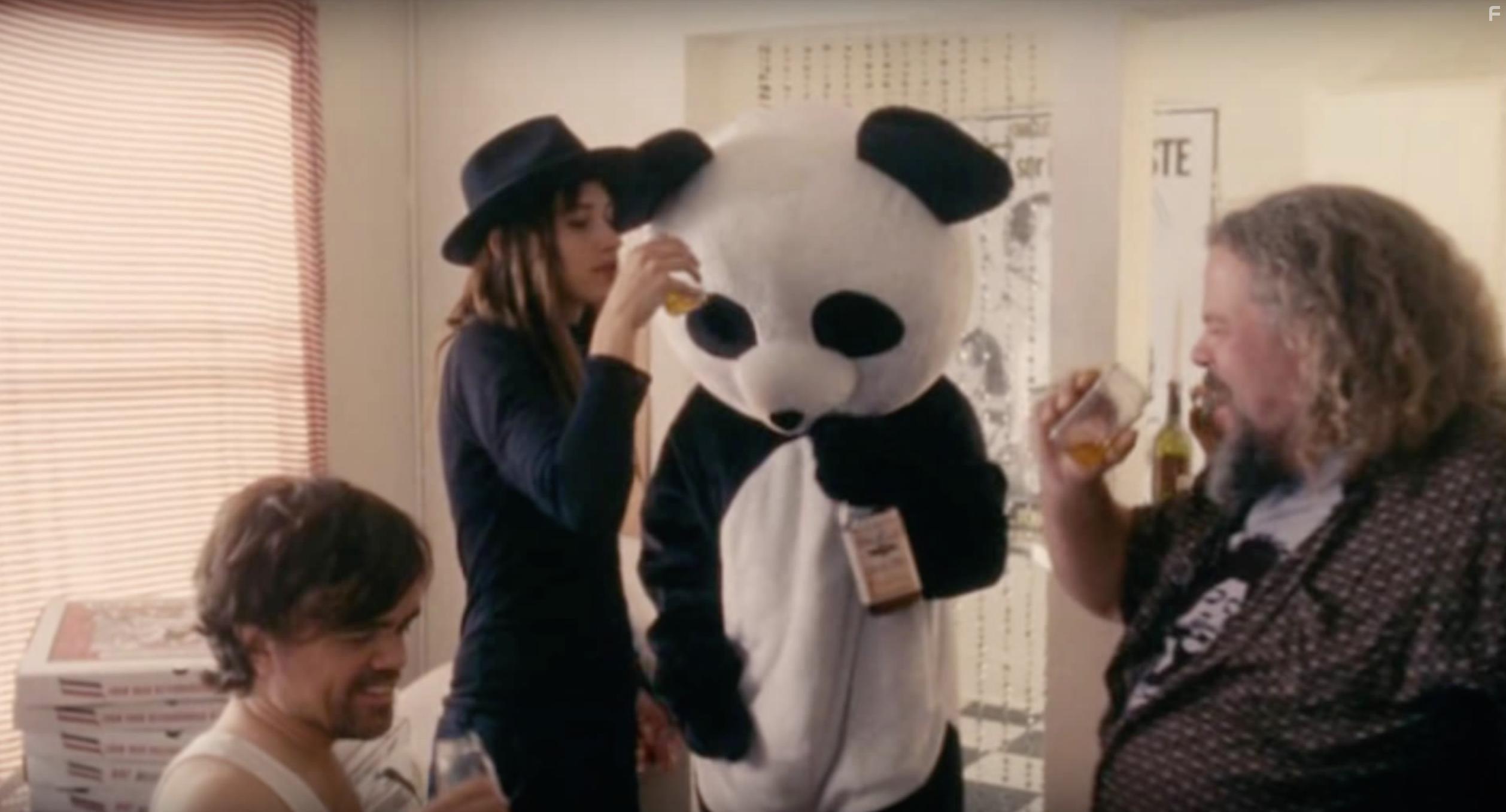 Mark Boone Junior, Peter Dinklage, and Theresa Wayman in Pete Smalls Is Dead (2010)