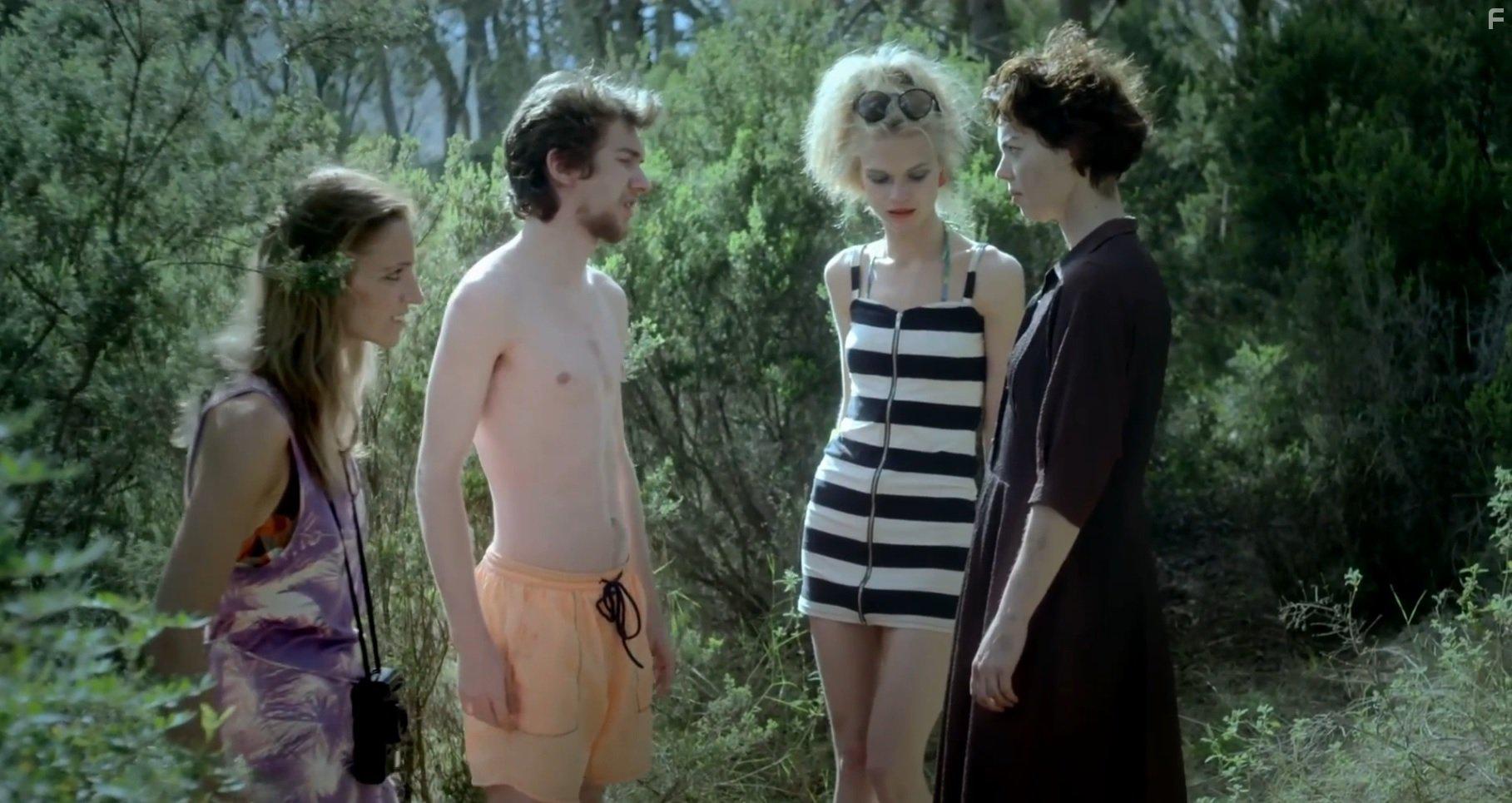 Liliana Cabal, Amy Gwilliam, Natalia Jerez, and Jake Klamburg in Don't Speak (2015)