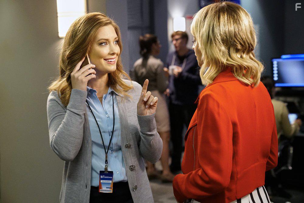 Nicole Richie and Briga Heelan in Great News (2017)