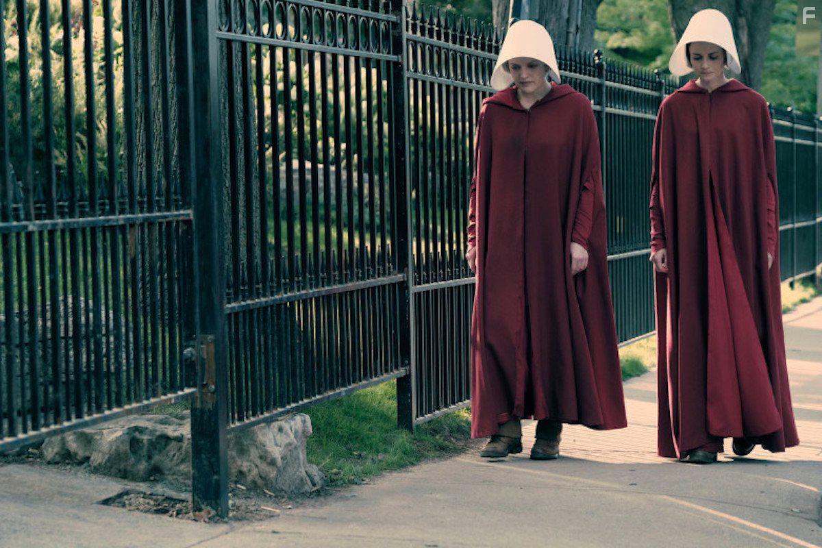 Elisabeth Moss and Alexis Bledel in The Handmaid's Tale (2017)