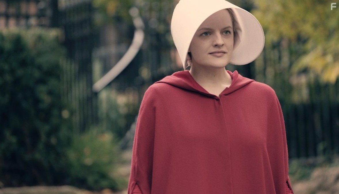 Elisabeth Moss in The Handmaid's Tale (2017)