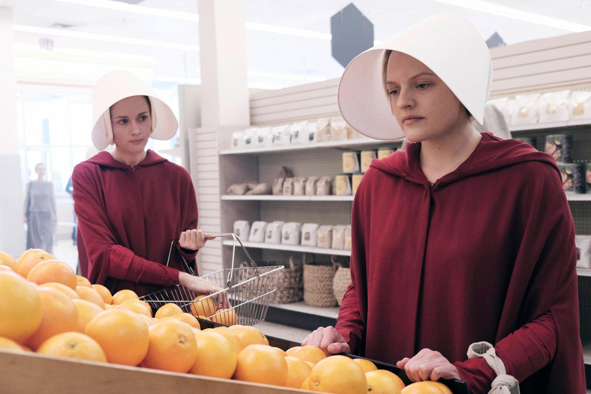 Elisabeth Moss and Alexis Bledel in The Handmaid's Tale (2017)