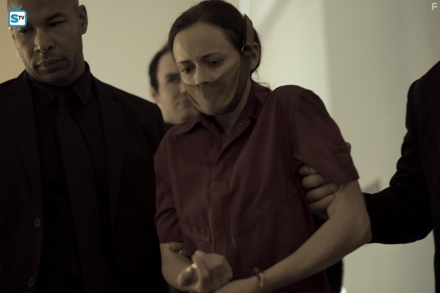 Alexis Bledel in The Handmaid's Tale (2017)