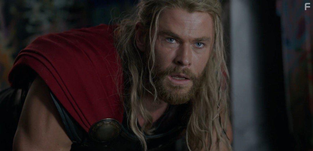 Chris Hemsworth in Thor: Ragnark (2017)