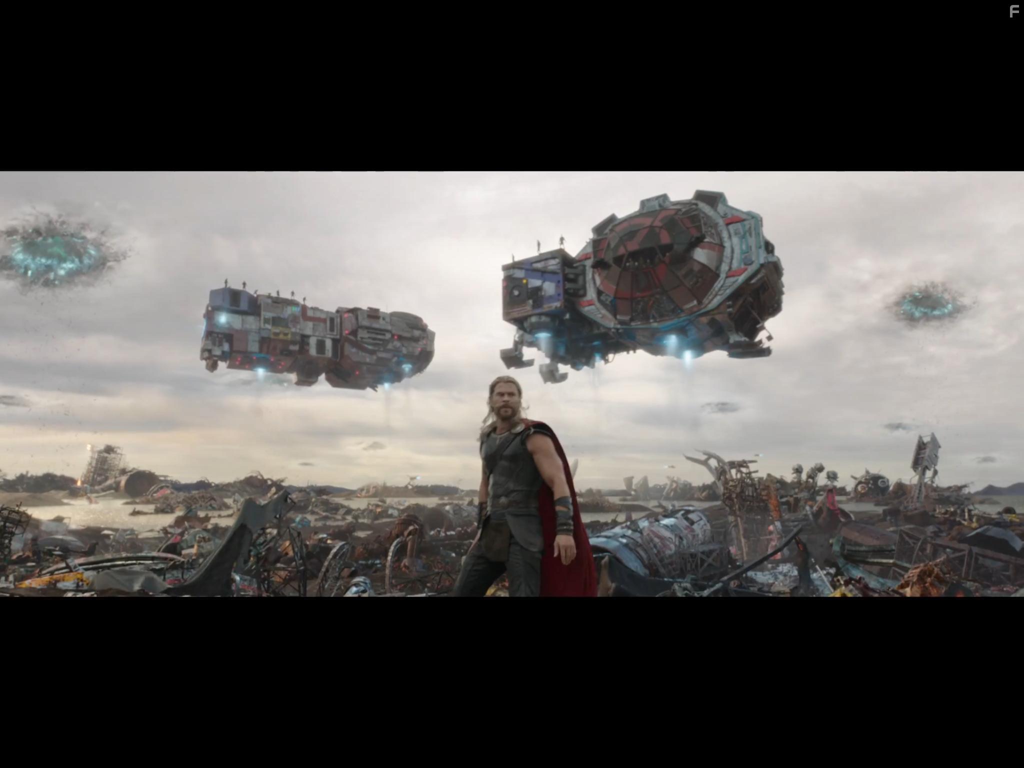 Chris Hemsworth in Thor: Ragnark (2017)