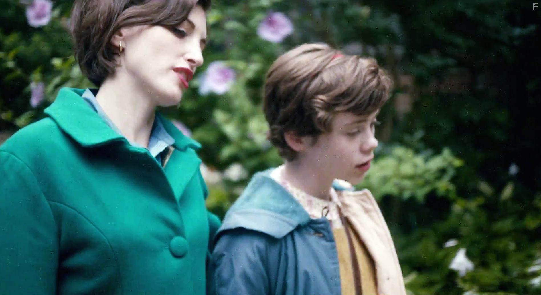 Christina Brucato and Sophia Lillis in 37 (2016)