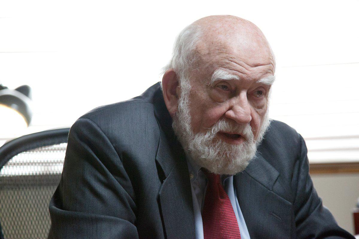 Edward Asner in Joe's War (2017)